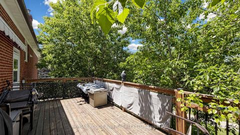Photo 38 at 263 Oak Park Avenue, Lumsden, Toronto
