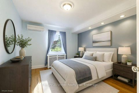 Photo 11 at 64 Renown Road, City Centre West, Toronto