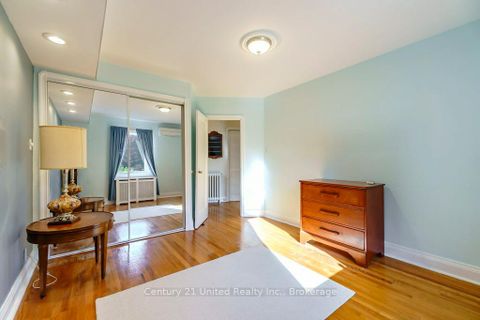 Photo 13 at 64 Renown Road, City Centre West, Toronto