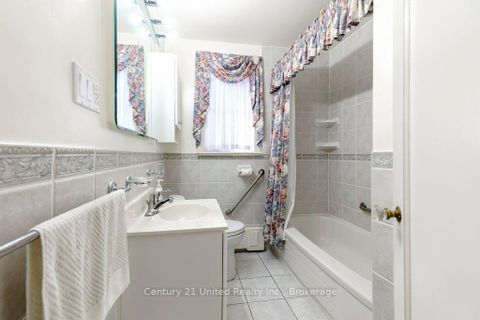 Photo 17 at 64 Renown Road, City Centre West, Toronto