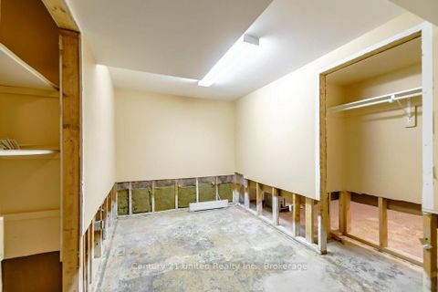 Photo 20 at 64 Renown Road, City Centre West, Toronto