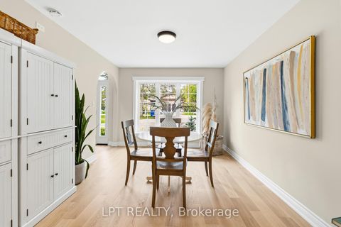 Photo 11 at 26 Vambola Avenue, Baldwin, Georgina