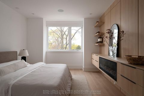 Photo 15 at 237 Bedford Park Avenue, Lawrence Park North, Toronto