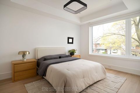Photo 23 at 237 Bedford Park Avenue, Lawrence Park North, Toronto