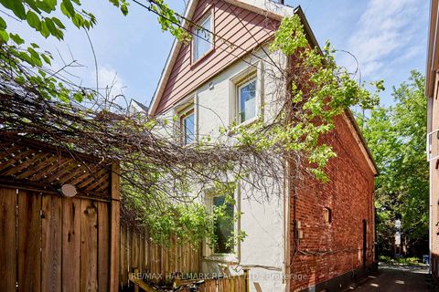 Photo 3 at 837 Gladstone Avenue, Junction, Toronto