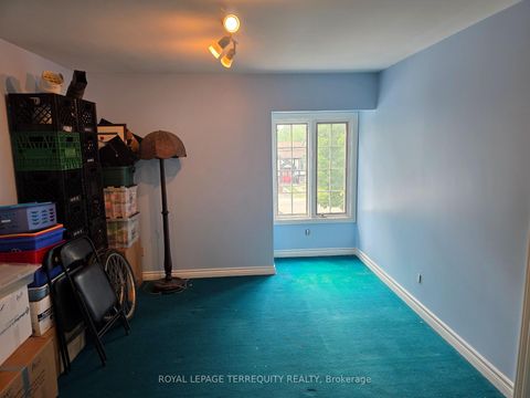 Photo 8 at 519 Henry Street, Downtown Whitby, Whitby