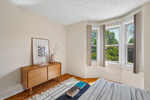 Photo 10 at 450 Armadale Avenue, Bloor West Village, Toronto