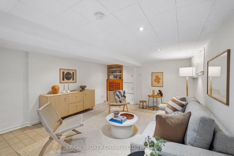 Photo 14 at 450 Armadale Avenue, Bloor West Village, Toronto