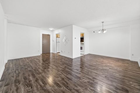 Photo 10 at 902 - 3390 Weston Road, Humbermede, Toronto