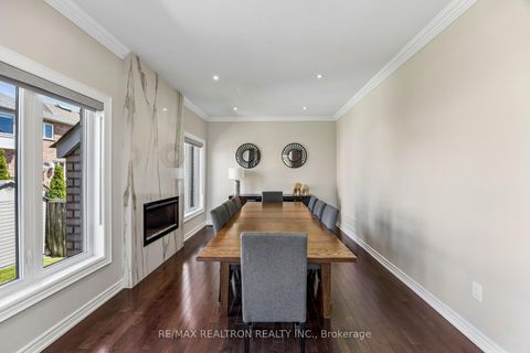Photo 14 at 18 Hayfield Crescent, Jefferson, Richmond Hill