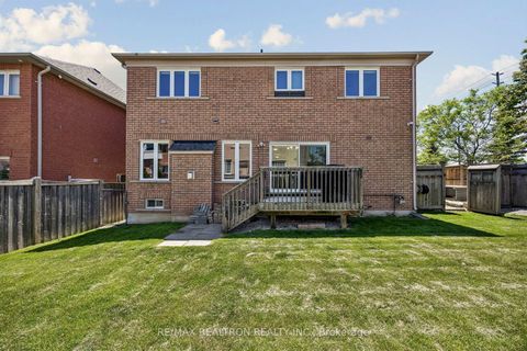Photo 48 at 18 Hayfield Crescent, Jefferson, Richmond Hill