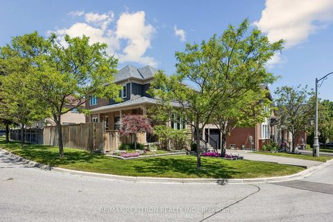 Photo 49 at 18 Hayfield Crescent, Jefferson, Richmond Hill