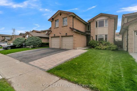 Photo 1 at 629 York Hill Boulevard, Yorkhill, Vaughan