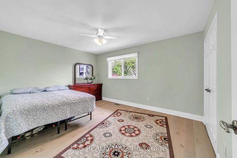 Photo 24 at 629 York Hill Boulevard, Yorkhill, Vaughan