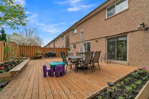 Photo 44 at 629 York Hill Boulevard, Yorkhill, Vaughan