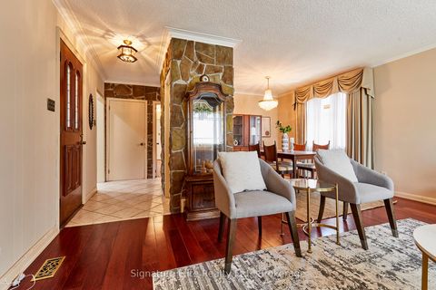 Photo 9 at 137 Haileybury Drive, Bendale, Toronto
