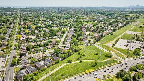 Photo 48 at 137 Haileybury Drive, Bendale, Toronto