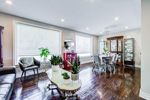 Photo 4 at 135 Rangoon Road, West Deane, Toronto