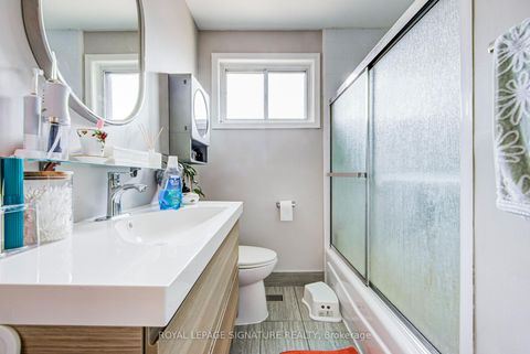 Photo 13 at 135 Rangoon Road, West Deane, Toronto