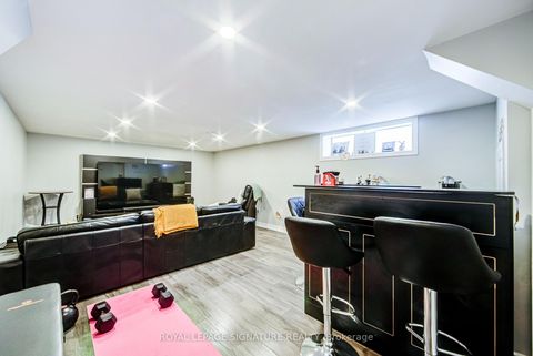 Photo 15 at 135 Rangoon Road, West Deane, Toronto