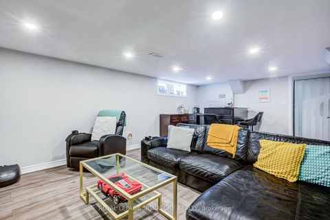 Photo 17 at 135 Rangoon Road, West Deane, Toronto