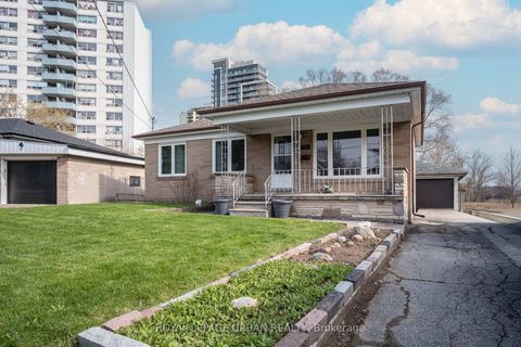 Photo 0 at 19 Battersea Crescent, Maple Leaf, Toronto
