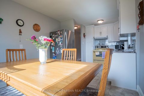 Photo 9 at 19 Battersea Crescent, Maple Leaf, Toronto