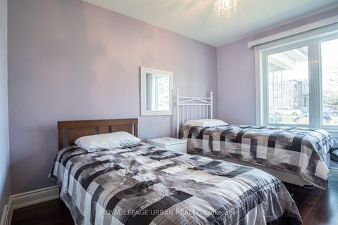 Photo 11 at 19 Battersea Crescent, Maple Leaf, Toronto