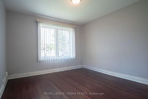 Photo 16 at 19 Battersea Crescent, Maple Leaf, Toronto