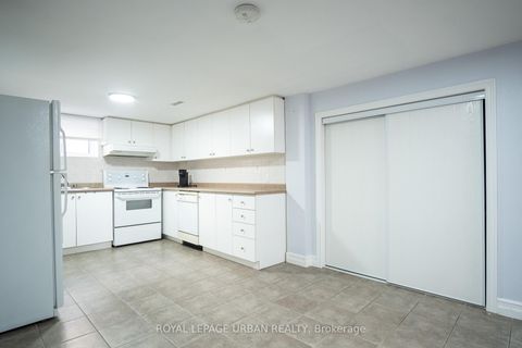 Photo 22 at 19 Battersea Crescent, Maple Leaf, Toronto