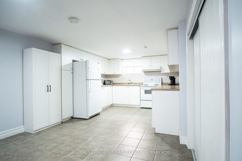 Photo 23 at 19 Battersea Crescent, Maple Leaf, Toronto