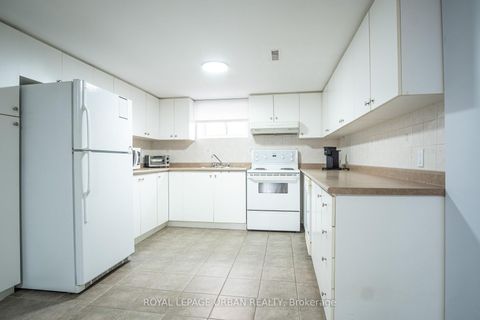 Photo 24 at 19 Battersea Crescent, Maple Leaf, Toronto