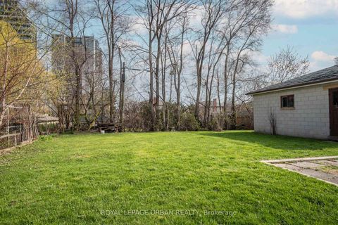 Photo 35 at 19 Battersea Crescent, Maple Leaf, Toronto