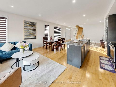 Photo 10 at 85 Causland Lane, Devonsleigh, Richmond Hill