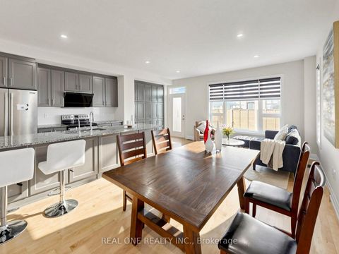 Photo 16 at 85 Causland Lane, Devonsleigh, Richmond Hill