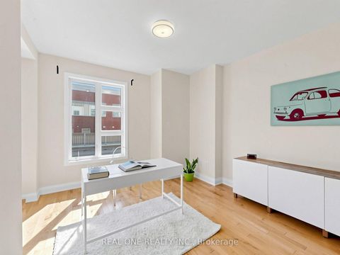 Photo 17 at 85 Causland Lane, Devonsleigh, Richmond Hill