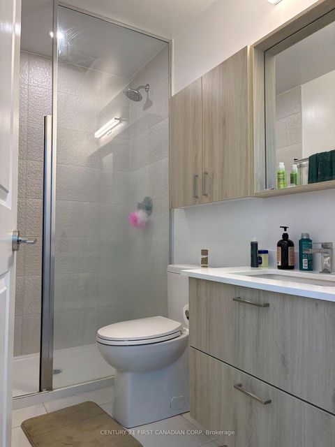 Photo 9 at B-3011 - 50 Upper Mall Way, Brownridge, Vaughan
