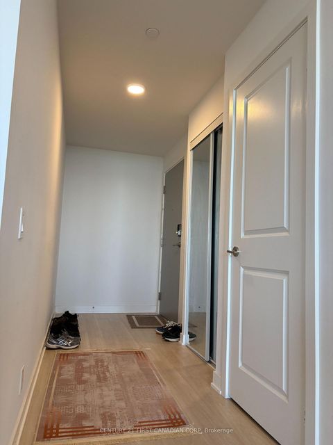 Photo 11 at B-3011 - 50 Upper Mall Way, Brownridge, Vaughan