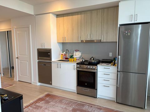 Photo 12 at B-3011 - 50 Upper Mall Way, Brownridge, Vaughan