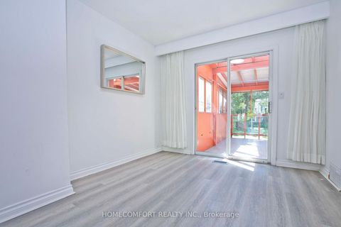 Photo 5 at 247 Parkview Avenue, Willowdale East, Toronto