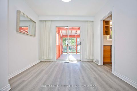 Photo 7 at 247 Parkview Avenue, Willowdale East, Toronto