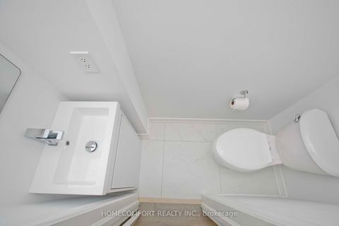 Photo 12 at 247 Parkview Avenue, Willowdale East, Toronto