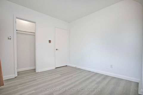 Photo 18 at 247 Parkview Avenue, Willowdale East, Toronto