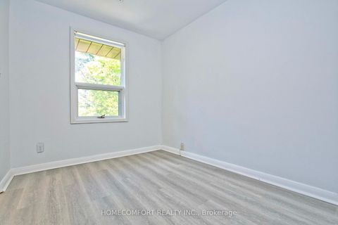 Photo 20 at 247 Parkview Avenue, Willowdale East, Toronto