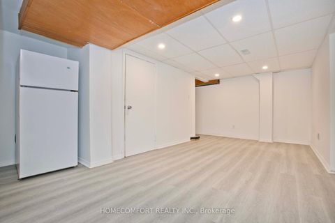 Photo 27 at 247 Parkview Avenue, Willowdale East, Toronto