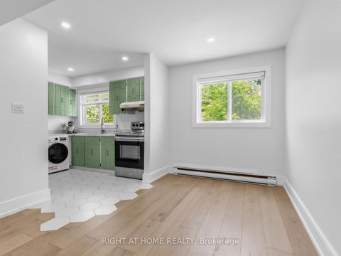 Photo 12 at 100 Jenny Wrenway, Don Valley Village, Toronto
