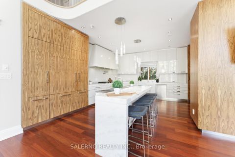 Photo 14 at 32 Daleview Court, Kleinburg, Vaughan
