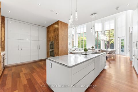 Photo 17 at 32 Daleview Court, Kleinburg, Vaughan