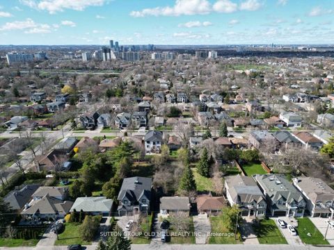 Photo 5 at 96 Caines Avenue, Newtonbrook West, Toronto