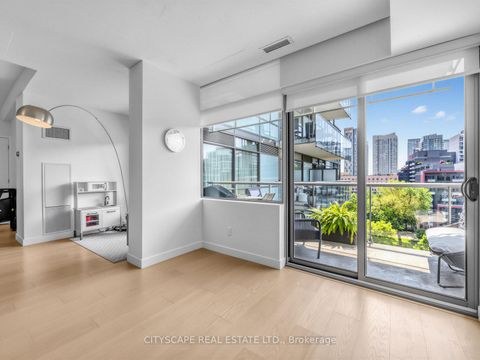 Photo 4 at 924 - 55 Stewart Street, Waterfront Communities C1, Toronto